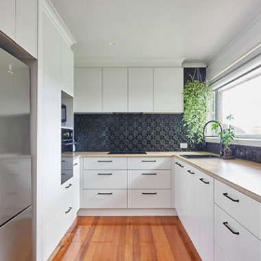 Contemporary Kitchen Kyneton